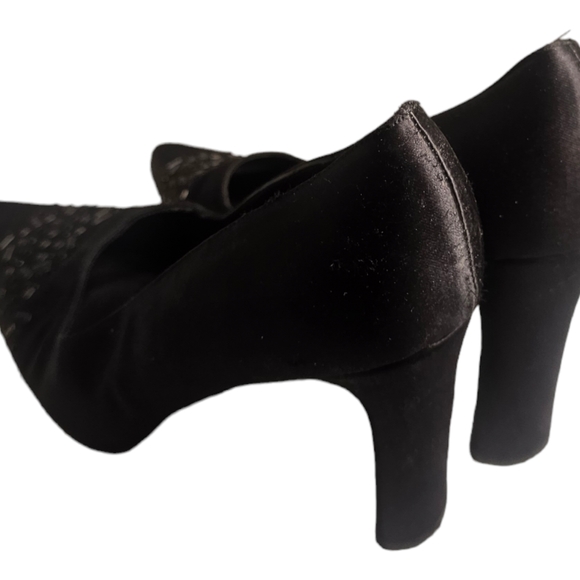 Enzo Angiolini Satin Pumps/Pointy Toe Pumps - Picture 5 of 9